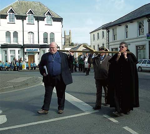 Final Good Friday procession for Holsworthy Rector
