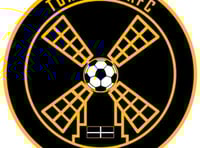 Torpoint miss chance to go top of league