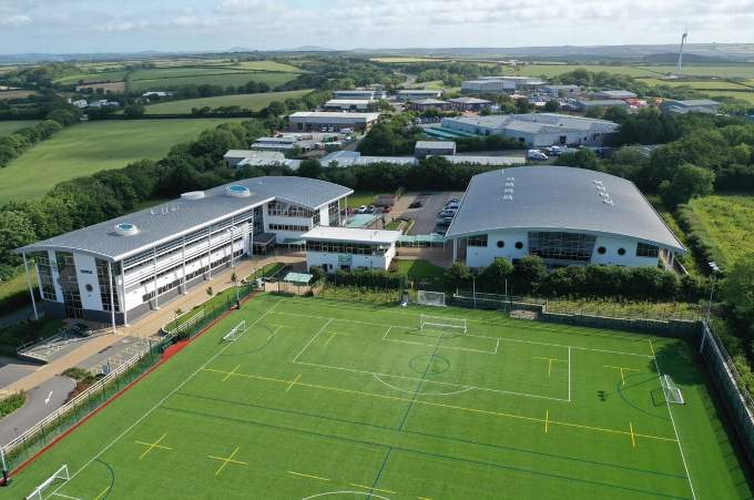 Bodmin further education establishment keeps diversity award 