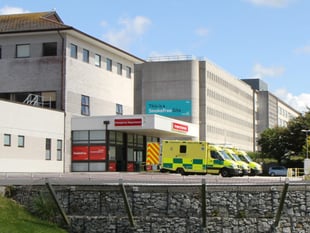 NHS waiting lists continue to rise despite work to reduce numbers