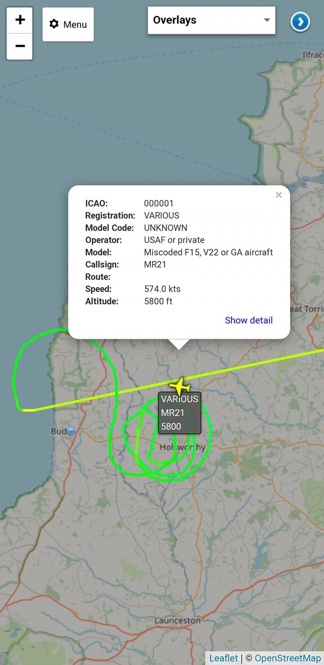 The flight path of the F15's near Holsworthy can been seen on a aircraft radar