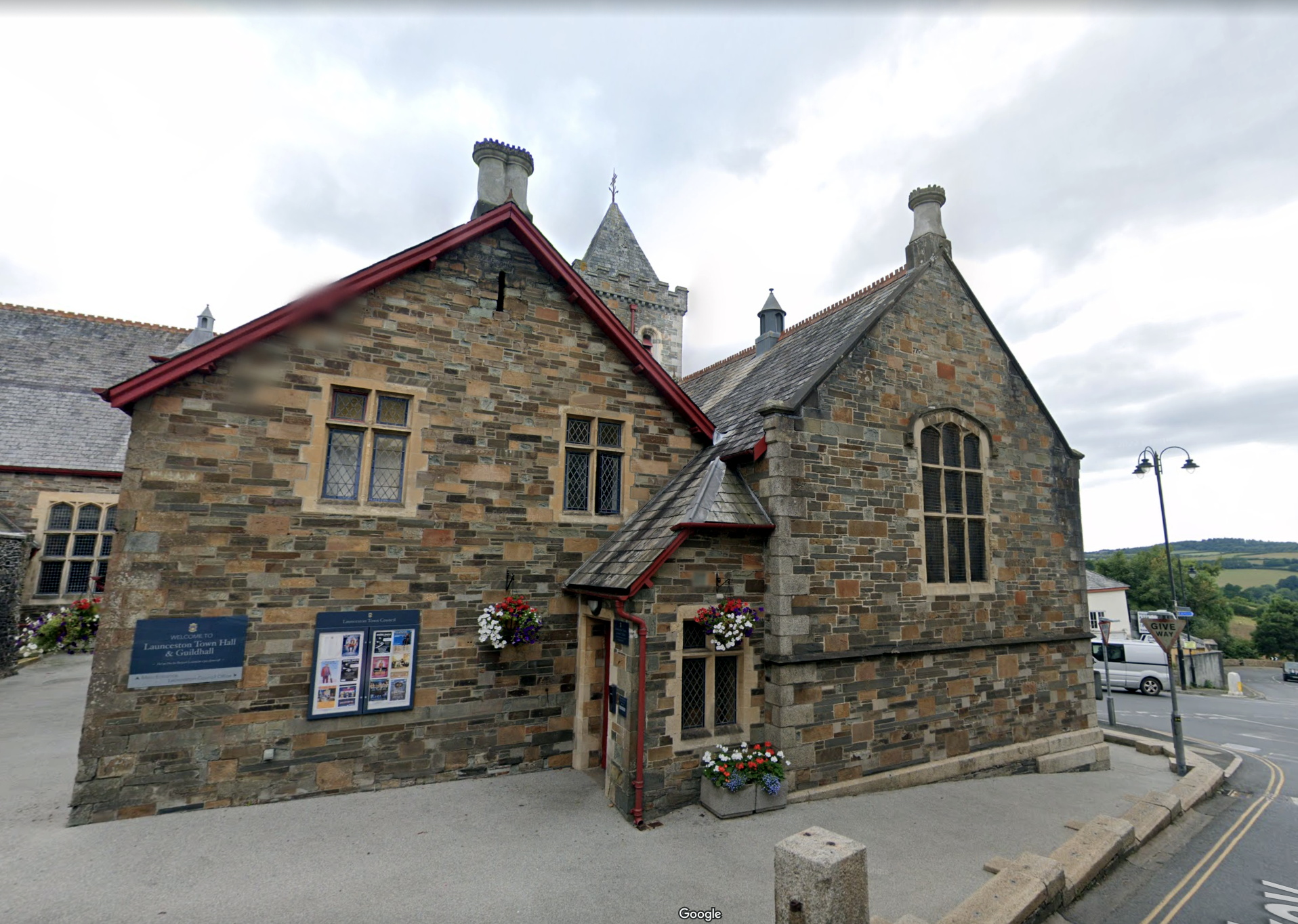 We hear from your local candidates standing for Launceston Town Council 