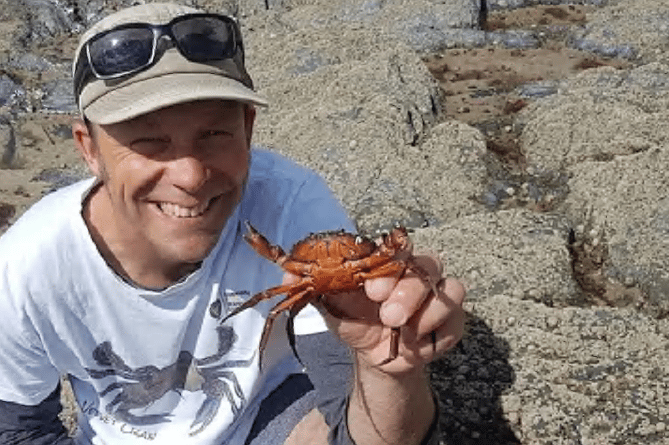 Cornwall Marine biologists give talk on the life of crabs