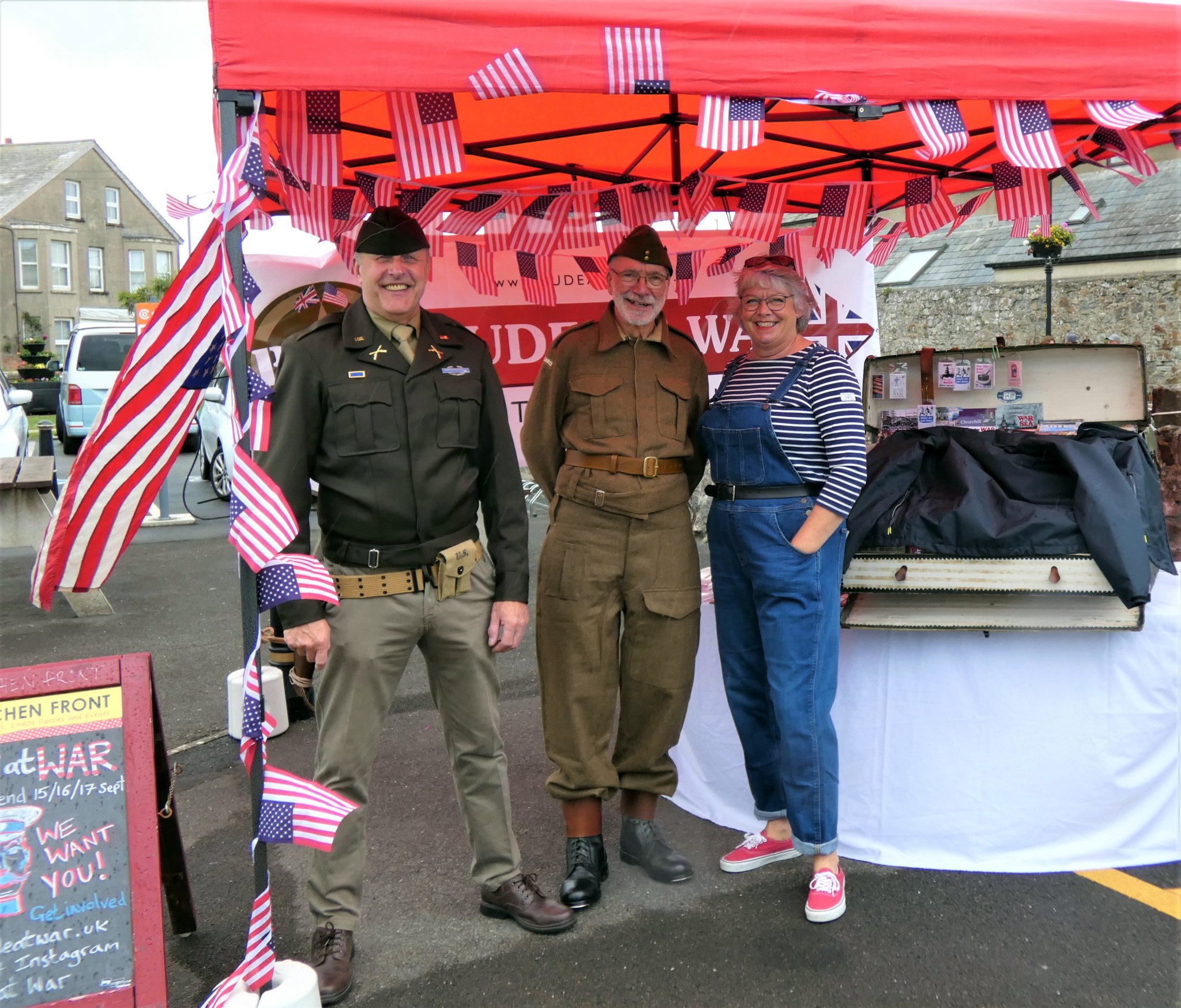 Crowds brave rain for Bude Heritage Festival