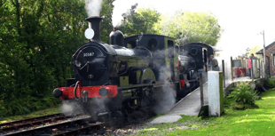 The 88-year-old trains that became a tourist attraction 