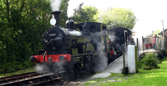 The 88-year-old trains that became a tourist attraction 