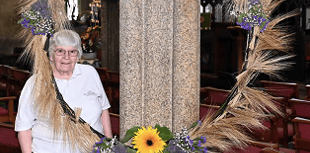 St Teath residents flaunt talents at flower festival