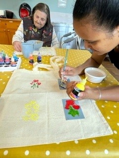 Volunteer launches  crafty club at local nursing home