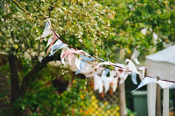 fete bunting