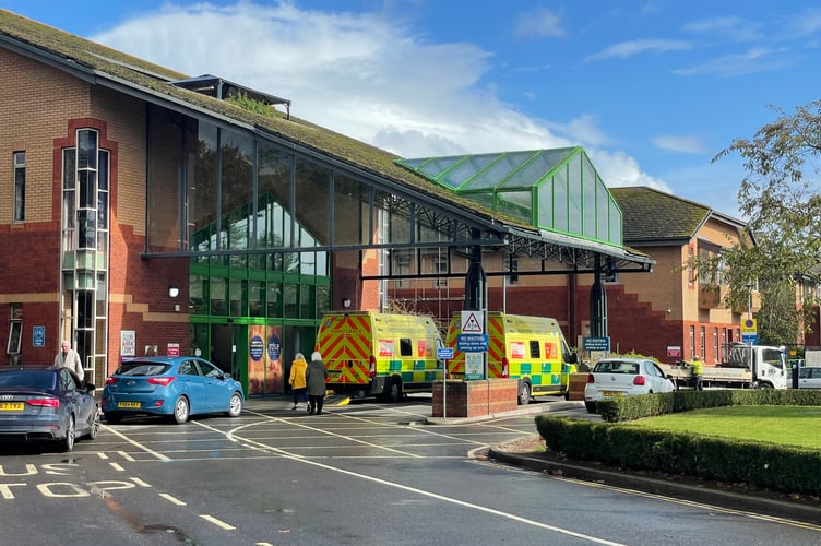 The Royal Devon and Exeter Hospital. AQ 7676