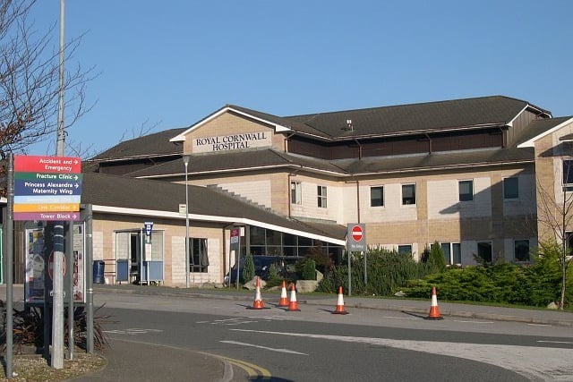 Hospital secures first robotic surgical system for Cornwall 