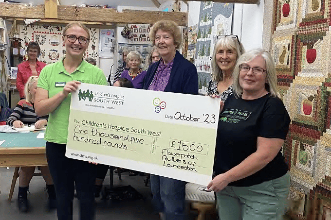 Launceston Quilters hospice donation