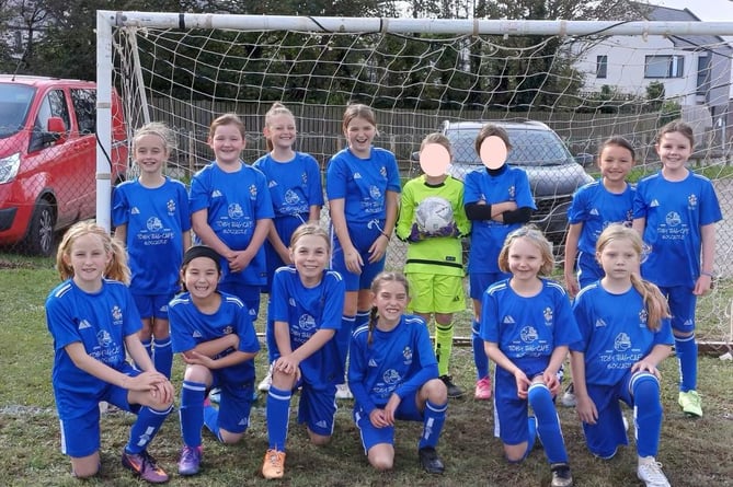 Bude under 10 girls team and the goals before they became unusable