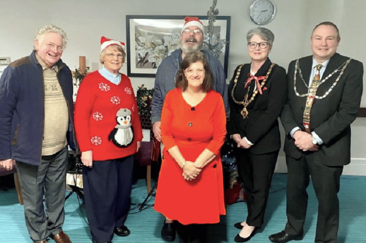 Bill Roberts, Rev Mary Williamson and the town’s mayor Cllr Helen Bailey and consort Adrian Bailey joined staff and residents at Kernow House for their Christmas carol concert