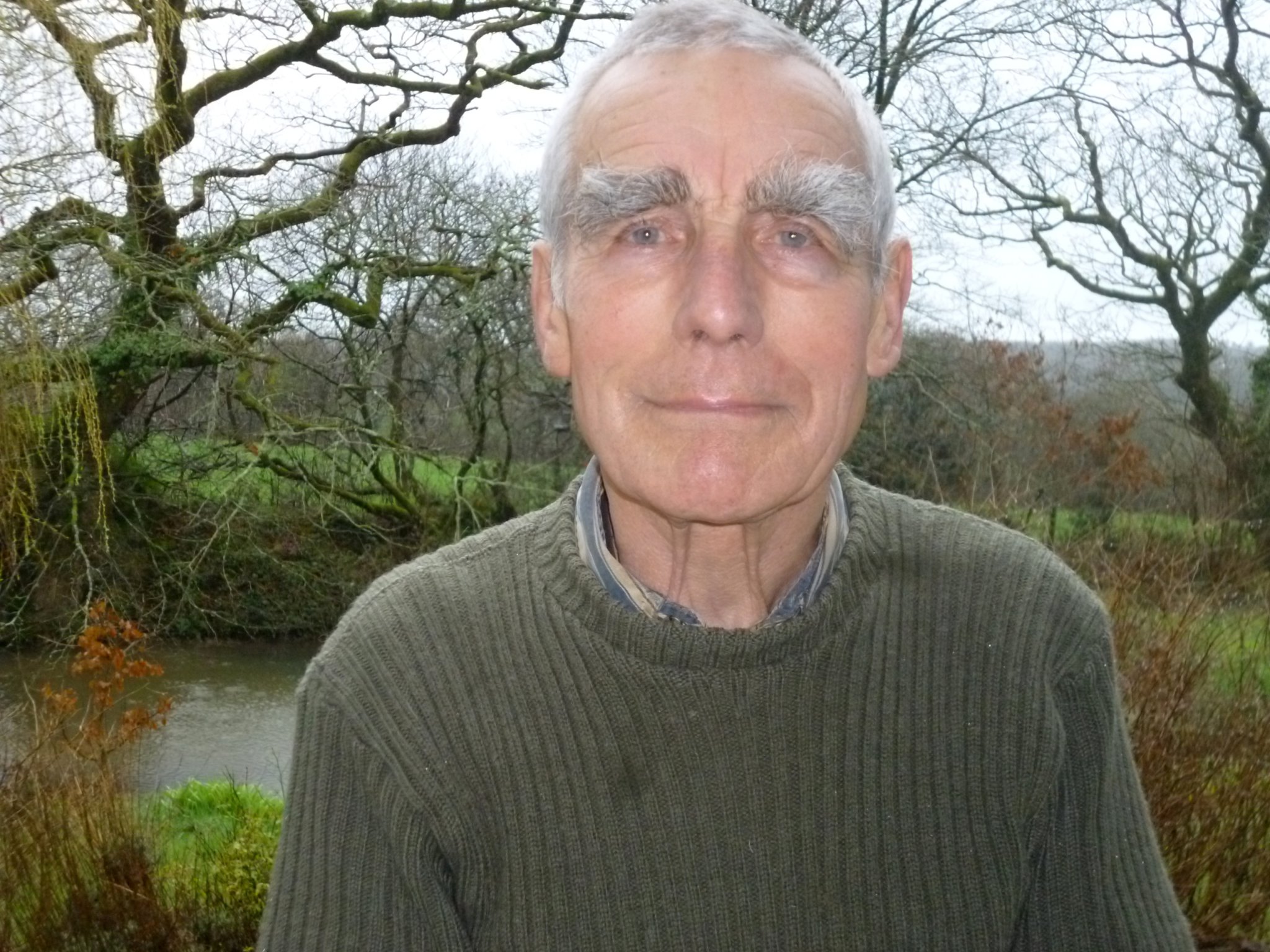 Royal Navy veteran receives lifetime achievement award