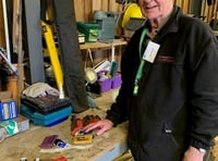 Octogenarian supports hospice even during his holidays