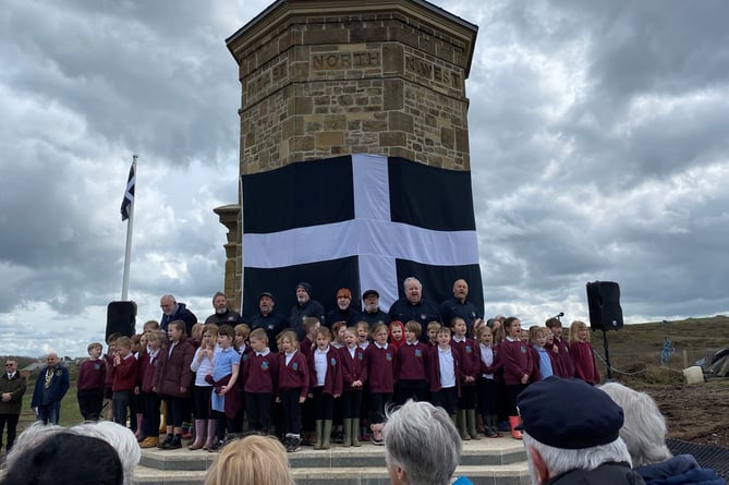 Year 2 children from the local primary school sang a number of traditional Cornish songs