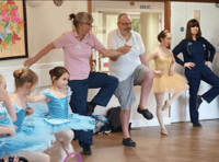 Care home enjoy toe tapping visit and singalong performance