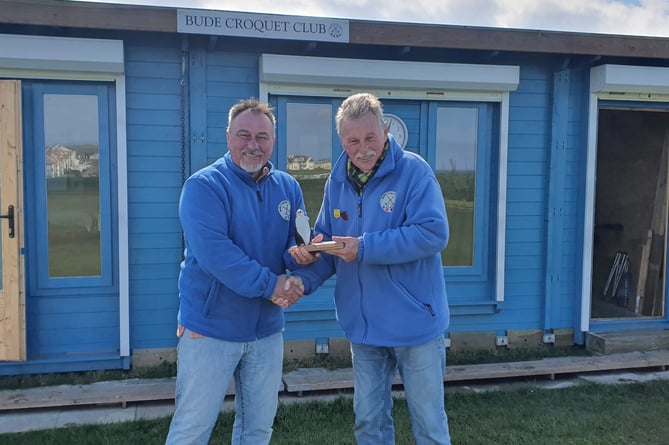 Club chairman Chris Ham also recently presented Andy Middleton with the Winter Series  tournament trophy.
In the 2023/24 season, Andy achieved the remarkable feat of winning all 4 Club competitions.