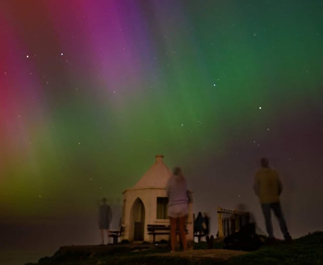 Cornwall treated to a spectacular Aurora Borealis light show