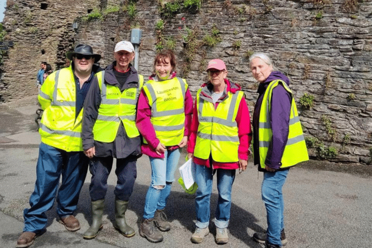 Launceston in Bloom Litter Pick