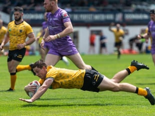 Cornwall blow away Thunder in dominant second half