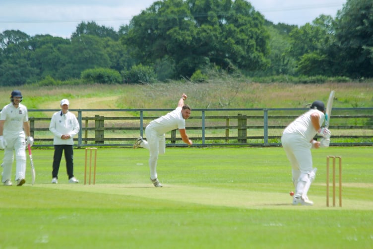 Dan Barnard Werrington bowling.