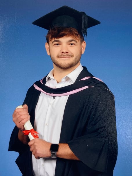 Lewis Wosnitzka of St Giles, graduated from The Royal Veterinary College, London