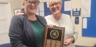 Dunheved collect Stamford League trophy