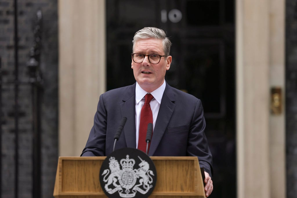 prime-minister-sir-kier-starmer-resigns-holsworthy-today-co-uk