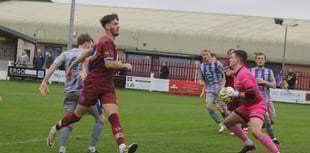 Magpies up to eighth after Sticker stalemate