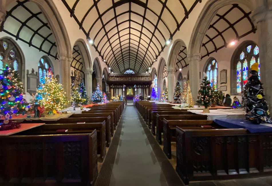 More than 100 Christmas trees to decorate church for festival 