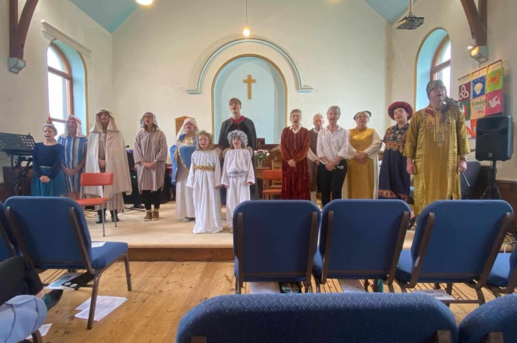 'Unto Us a Child is Born' written by Lois Anne DeLong and Barbara Anne Antonucci, was presented by a cast of local adults and children at Morwenstow Methodist Chapel on Advent Sunday, December 1