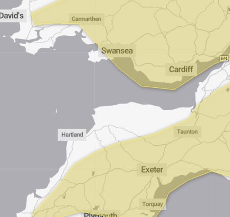 Double yellow weather warning for icy and snowy conditions