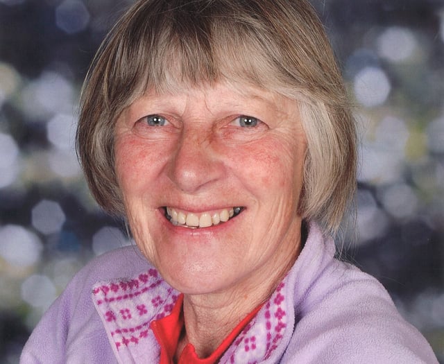 Fond farewell to PE teacher Carol Unwin 