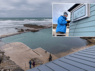 Sea pool helps swimmers track live temperatures with new installations