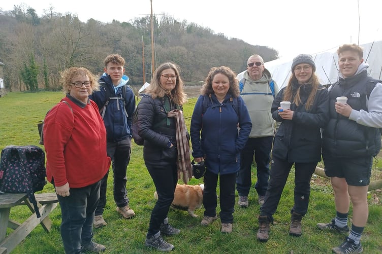 The walking group includes family and friends of Kay and others who have have benefitted from the care of the Gynae Oncology Unit. (Picture: Kay Barriball)