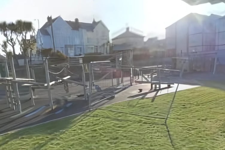 The moved fencing at Bencoolen Play Park (Picture: Bude-Stratton Town Council)