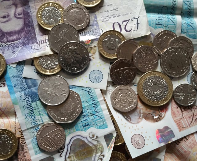 Citizen's Advice: How do I manage the rising cost of living? 