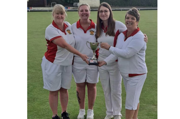 Dunheved National Fours.