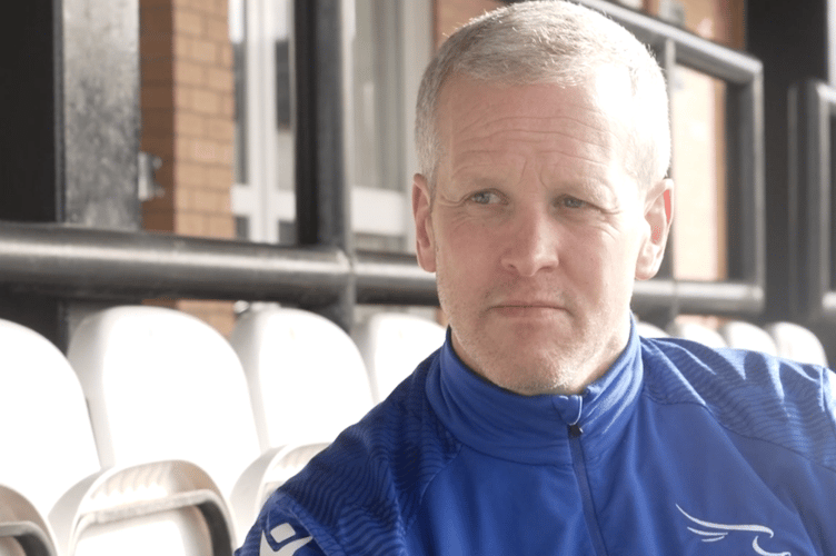 Exeter Chiefs have confirmed that Dave Walder has joined the club as one of their coaches