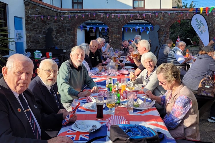 Juan and Lorraine from The Bencoolen Inn, Bude, hosted a great afternoon with a party organised by North Cornwall and Bude RNA for VE Day 80
