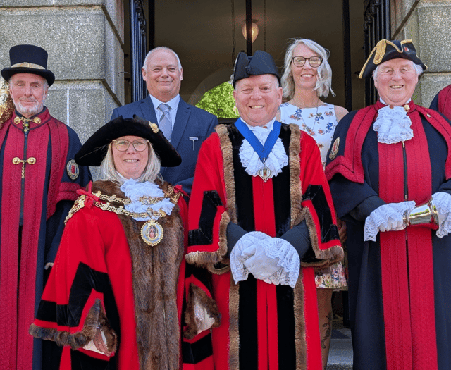 Bodmin ceremony honours community