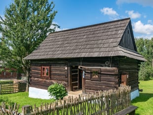 Top tips for achieving the perfect outdoor garden room