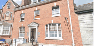 Planning: Dental surgery seeks to replace fences amid falling risk 