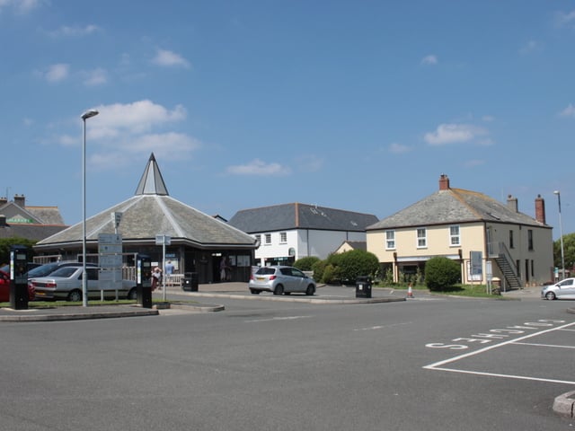 Tintagel Visitor Centre (Picture: Nigel Mykura/Creative Commons)