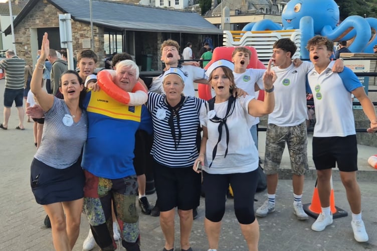 All fun and frolics at the Looe Carnival 2025 (Picture: Mike Allsopp/Liskeard and Looe Radio)