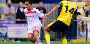 Starkie and Taylor join Truro on one-year deals