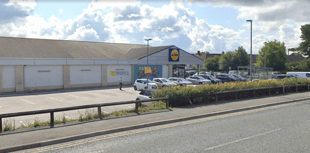 Armed police called in Launceston following blade report