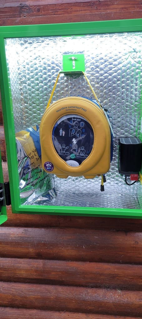 The defibrillator at St Tudy Community Shop (Picture: St Tudy Community Shop)